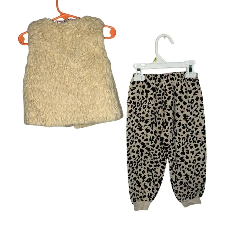 Little Lass faux fur vest/Garanimals animal print fleece pants Size 2T - Picture 2 of 5